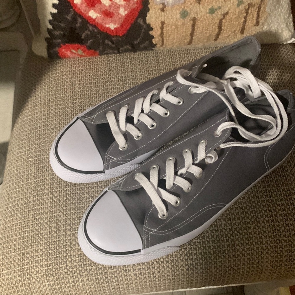 Airwalk chuck style Men’s shoes💥🎉